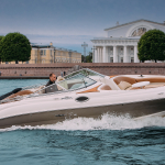 Катер Мокко аренда СПб прогулка по Неве с видом на центр города