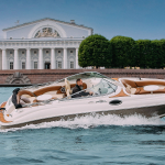 Катер Мокко аренда центр Санкт-Петербурга Нева